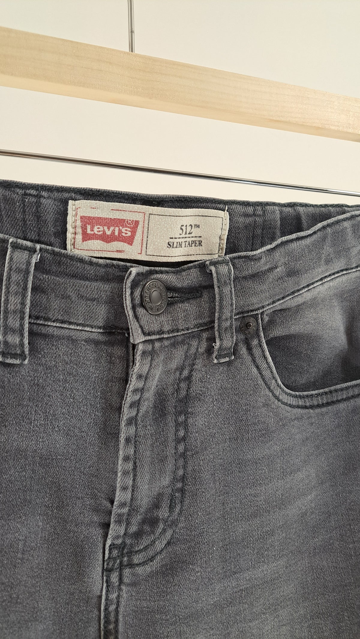 LEVI'S • JEANS • GREY STONEWASH • SIZE 146-152