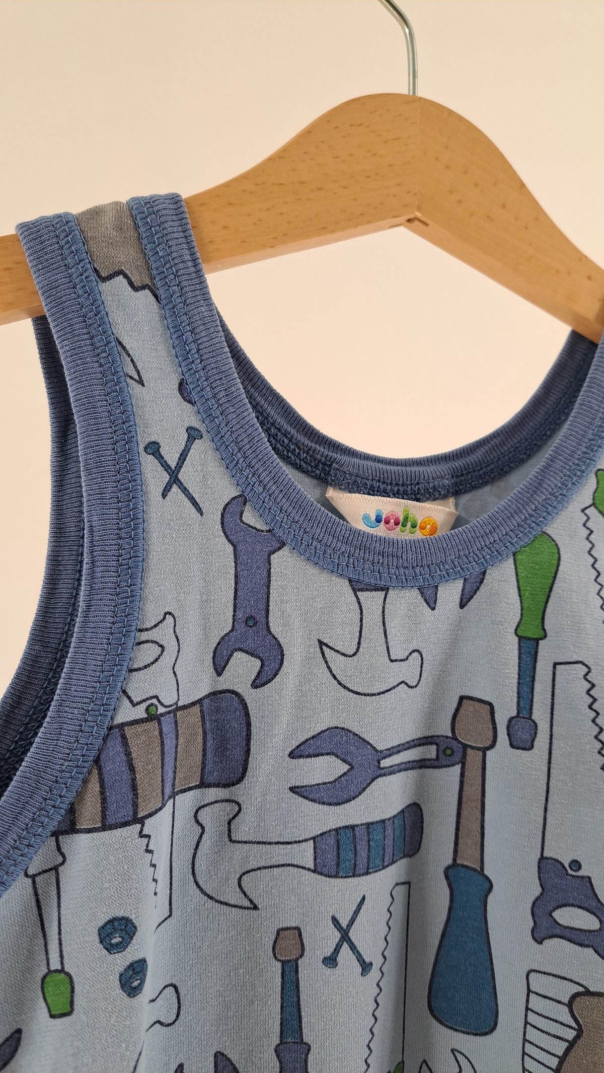 JOHA • TOP • BABY BLUE TOOL PRINT • SIZE 110