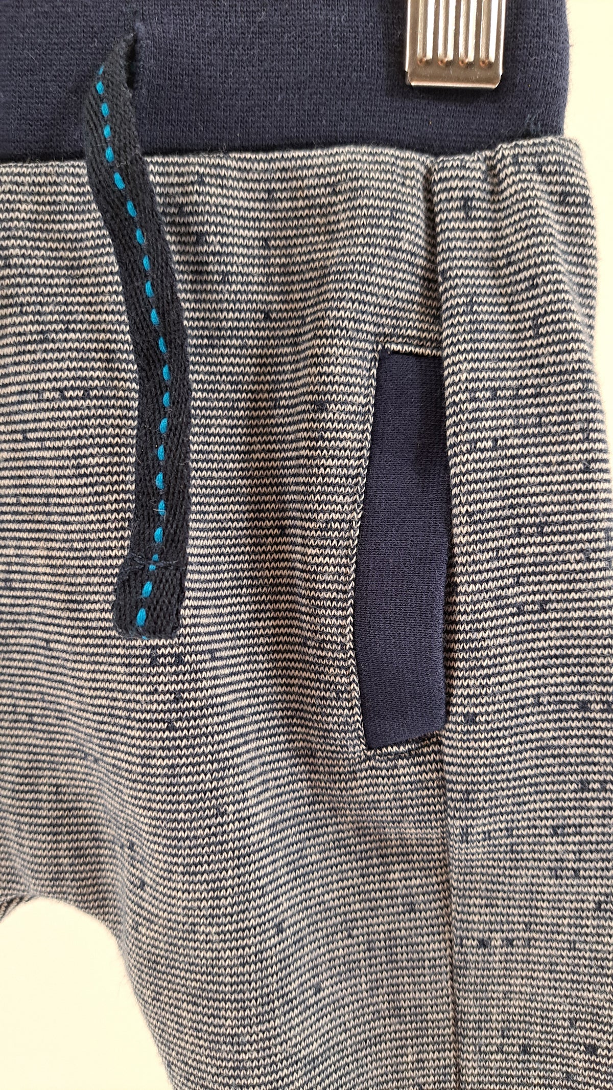 ME TOO • BYXOR • GRÅ/NAVY MELANGE • STORL. 56