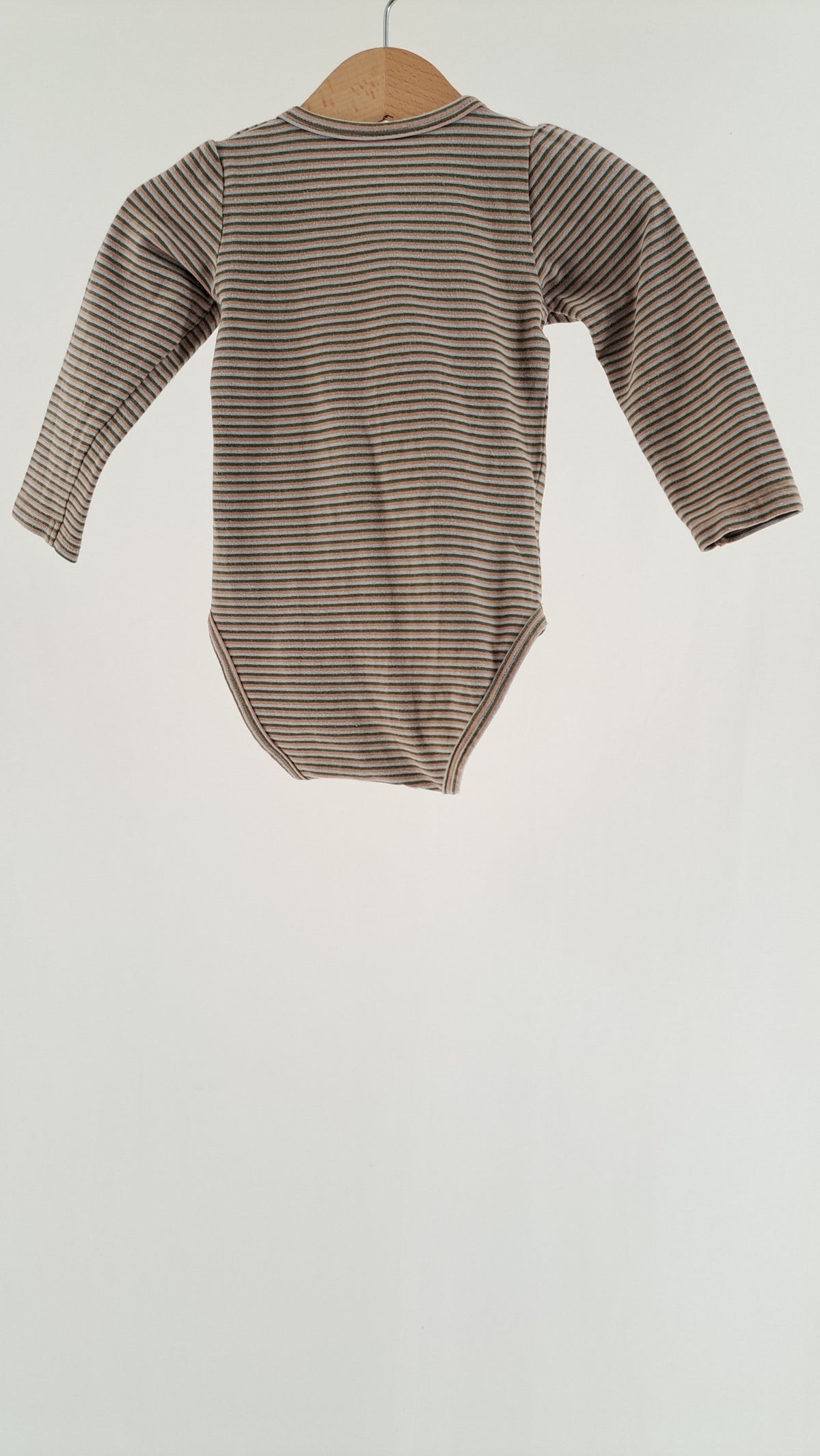 HUST & CLAIRE • BODY • JORDTONE STRIBER • STR. 74