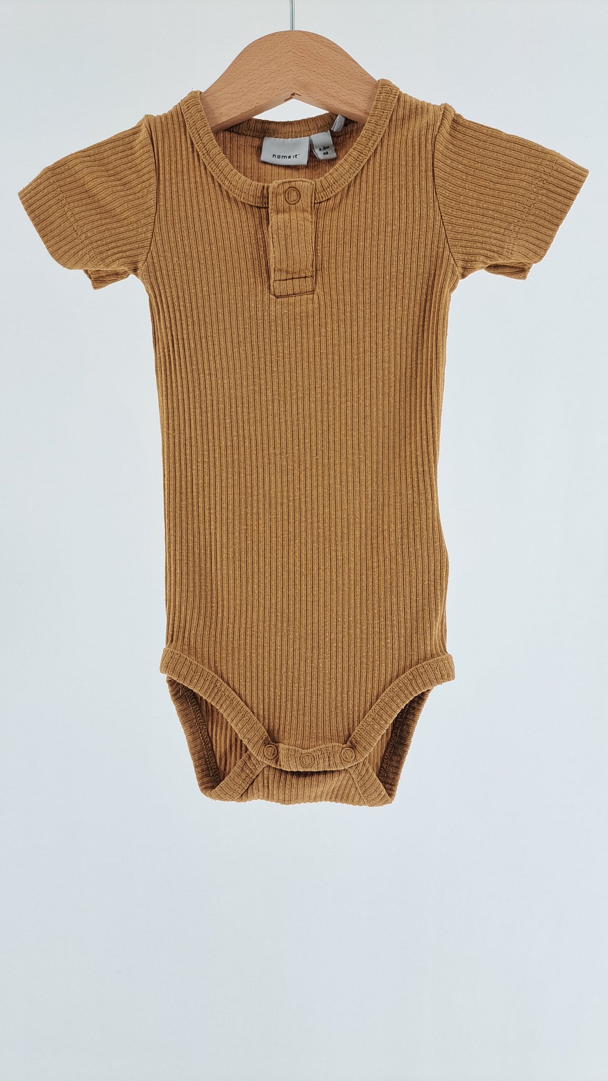 NAME IT • BODY • CARAMEL RIB KNIT • SIZE 68