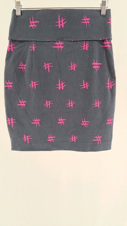 BITTE KAI RAND • NEDERDEL • GRÅ/PINK PRINT • STR. M