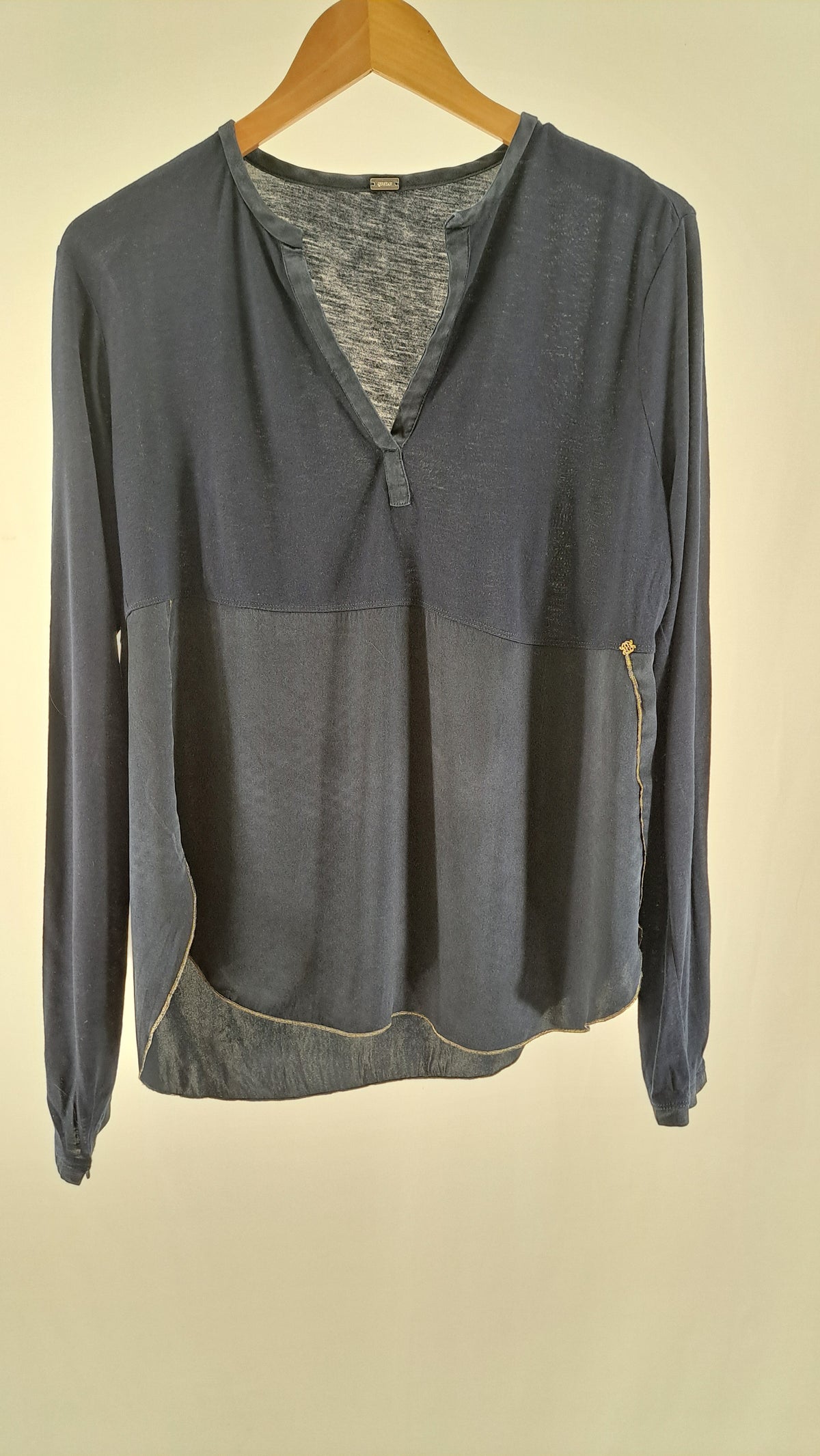 GUSTAV • BLUSE • MØRKEBLÅ • STR. XL (42)