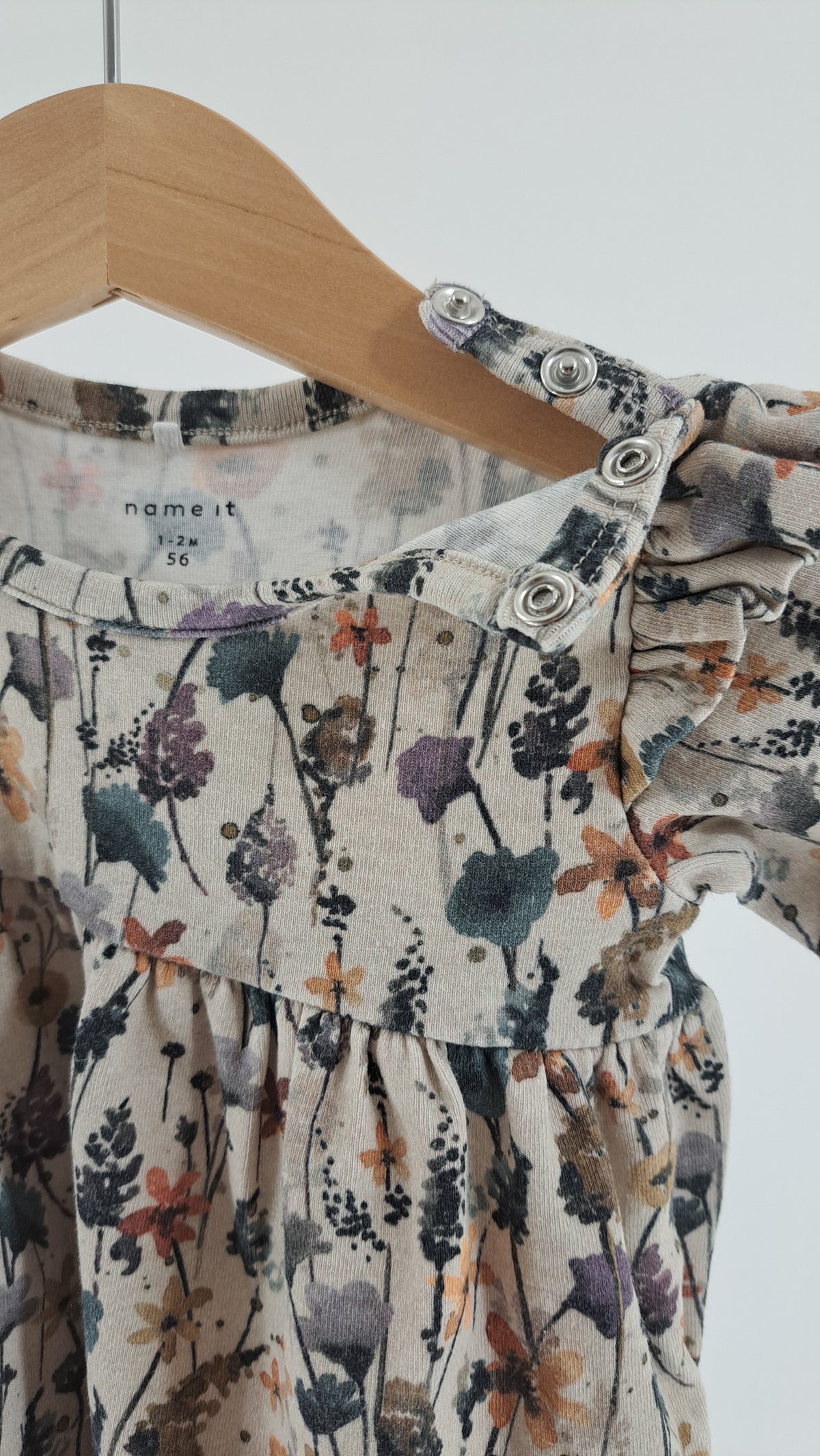 NAME IT • KJOLE • CREME BLOMSTERPRINT • STR. 56
