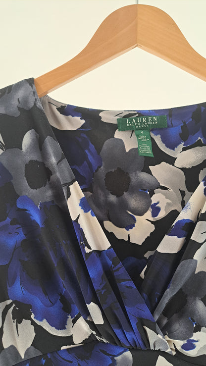 LAUREN RALPH LAUREN • KLÄNNING • MARINBLÅ BLOMMIGT MÖNSTER • STR. S
