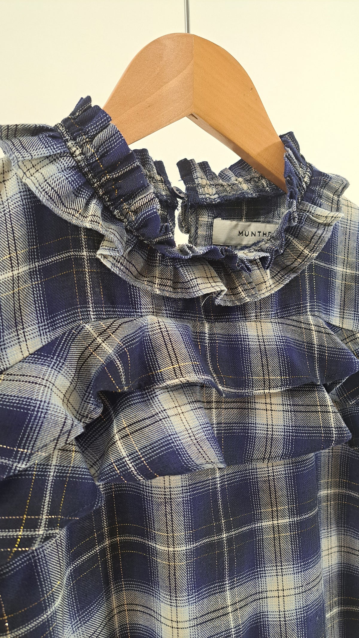 MUNTHE • BLOUSE • NAVY/WHITE CHECK • SIZE M