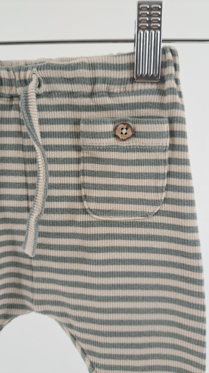 LIL' ATELIER • BUKSER • GRØN/CREME STRIBET • STR. 62