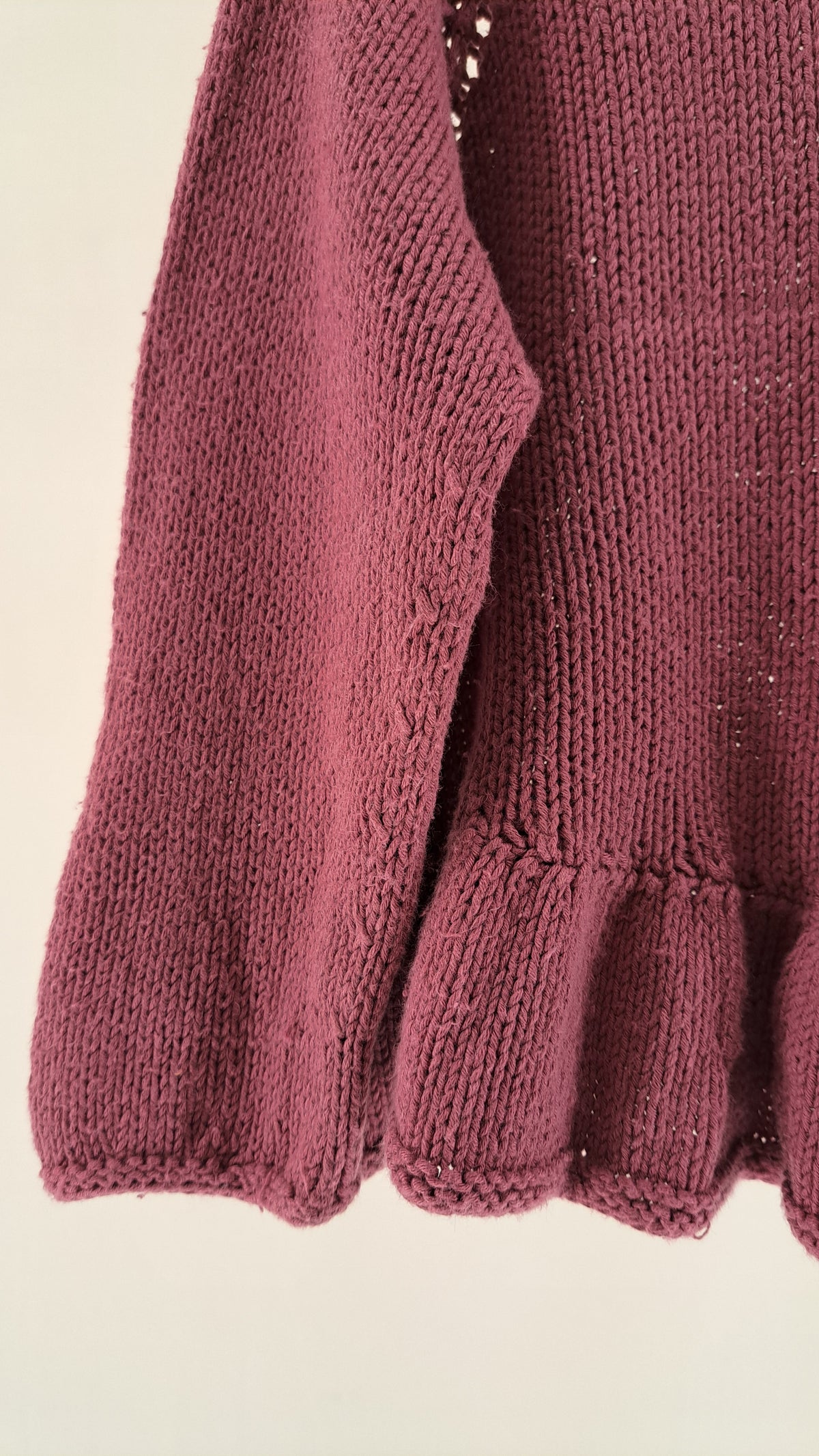 HÅNDSTRIK • SWEATER • GAMMELROSA • STR. 110/116