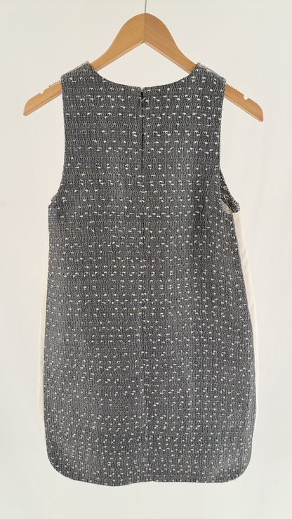 BY MALENE BIRGER • KJOLE • GRÅ/HVID TWEED • STR. S