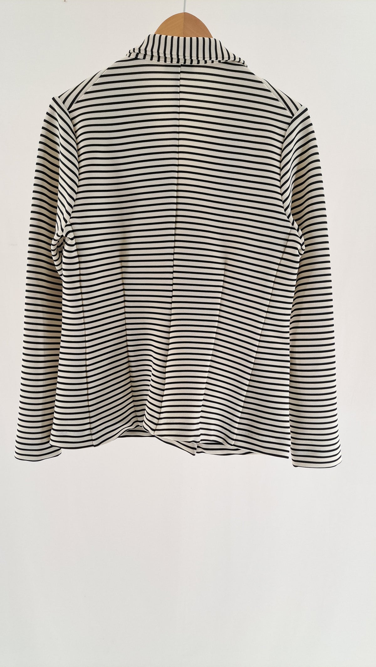 Stribet By Malene Birger dameblazer set bagfra