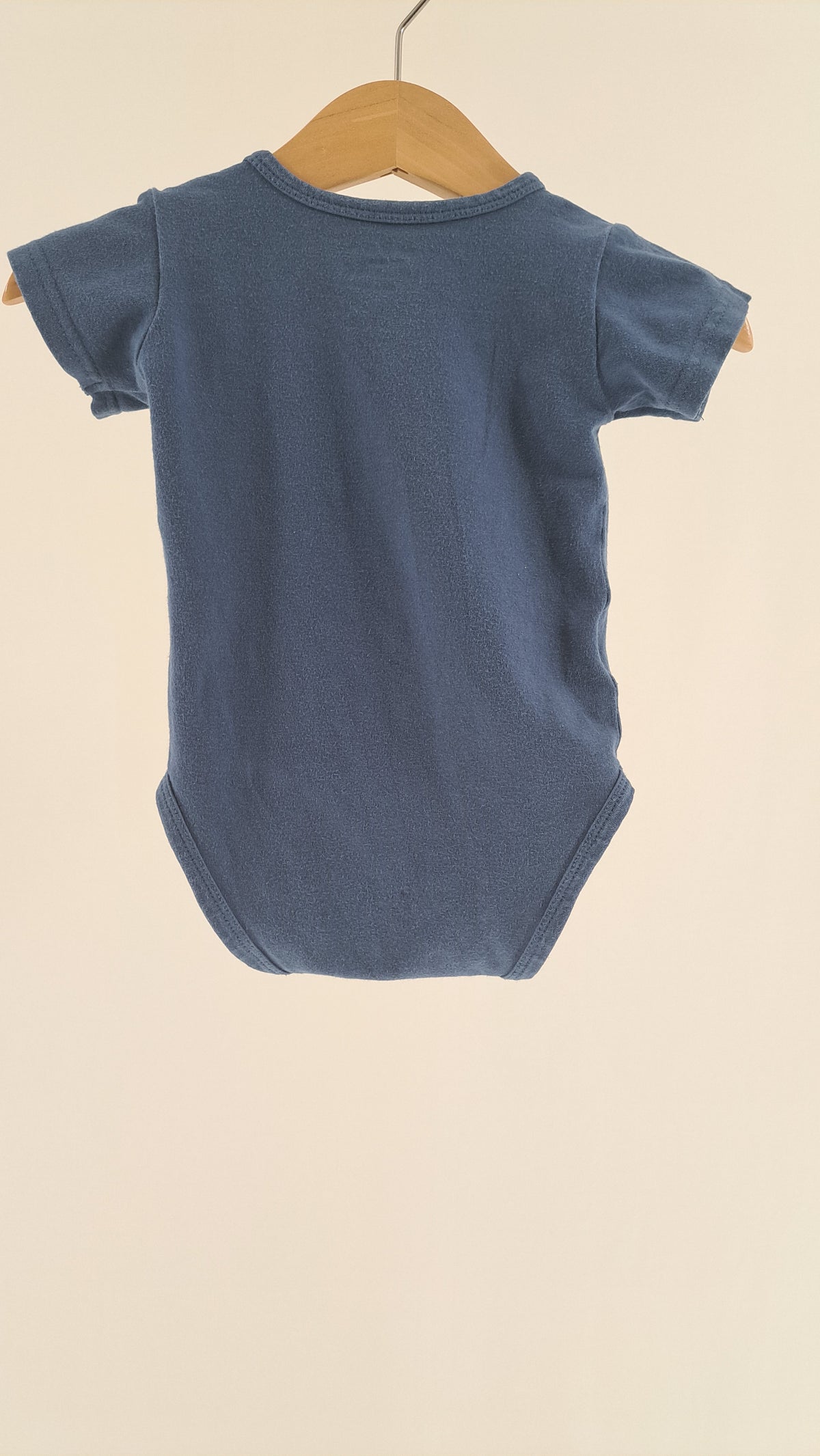 HUST & CLAIRE • BODY • STØVET BLÅ BIL PRINT • STR. 68