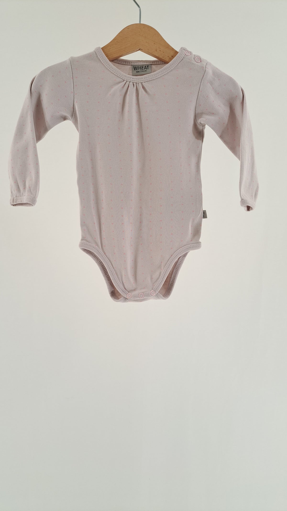 WHEAT • BODY • PUDDER ROSA • STR. 74