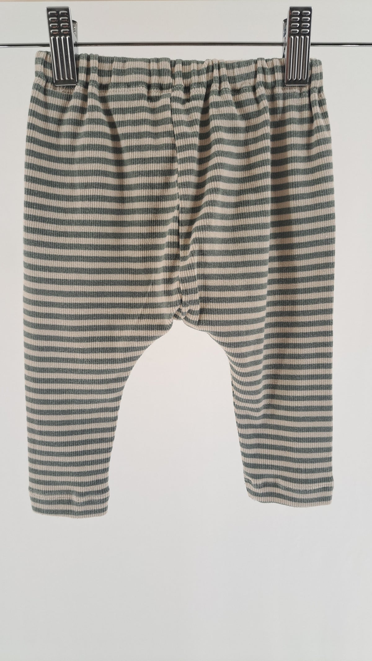 LIL' ATELIER • BUKSER • GRØN/CREME STRIBET • STR. 62
