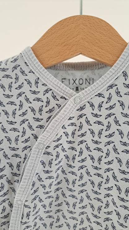 FIXONI • HELDRAGT • LYSEBLÅ ORIGAMI • STR. 56