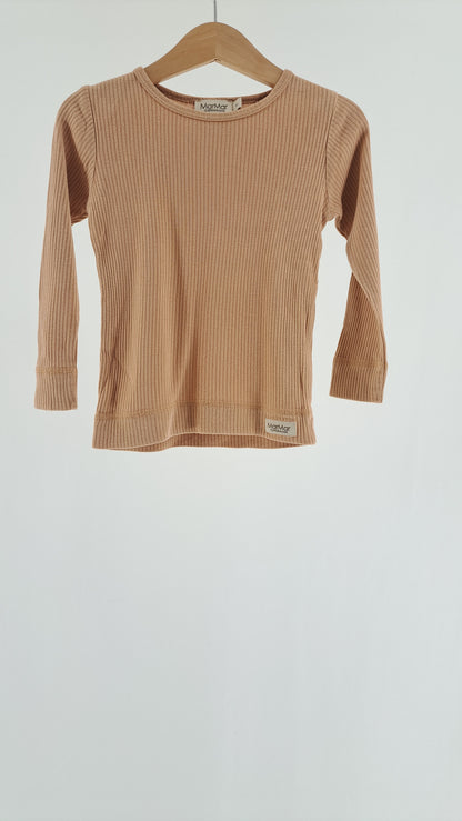 MARMAR COPENHAGEN • BLUSE • LATTE RIBSTRIK • STR. 92