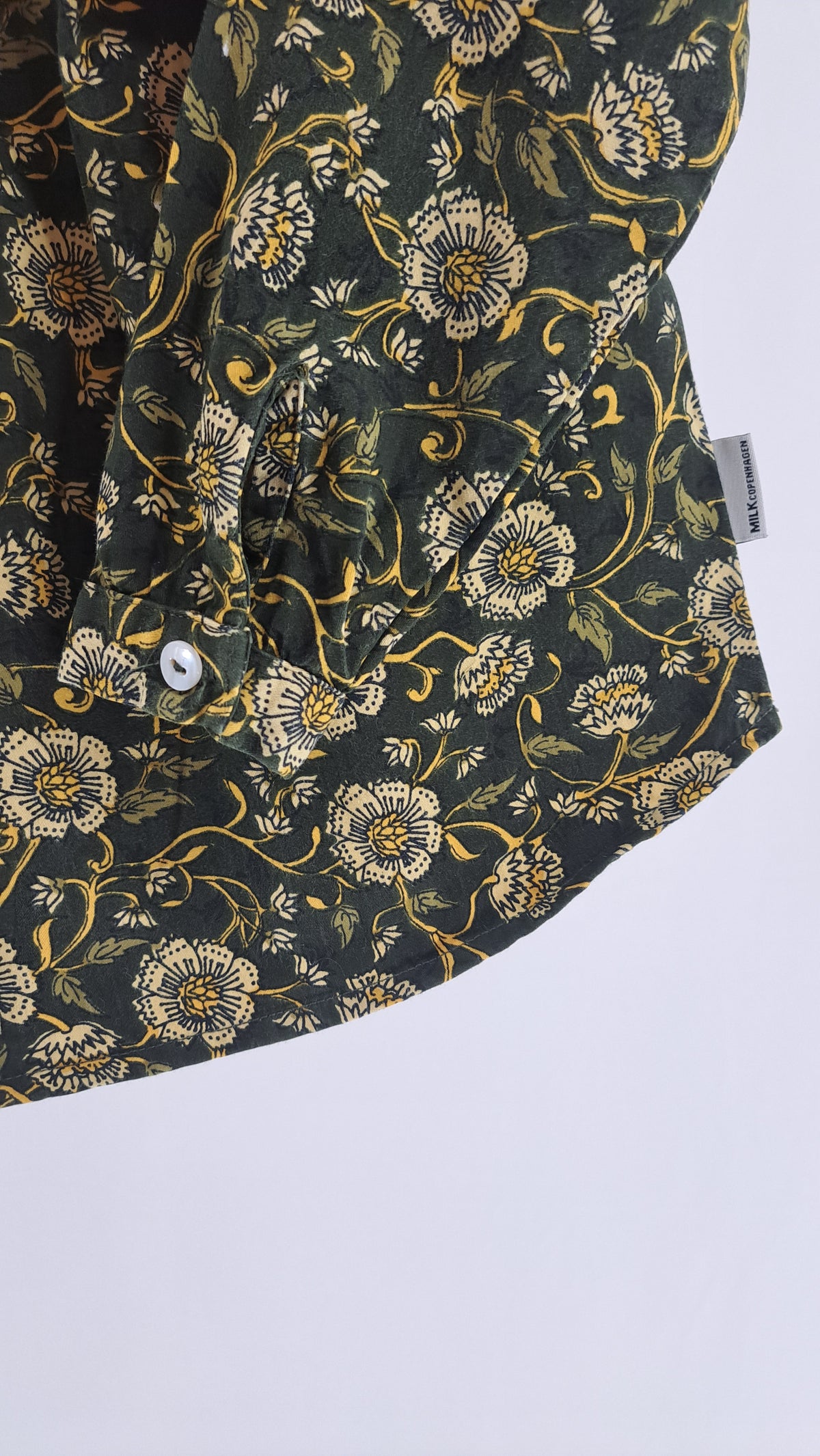 MILK COPENHAGEN • BLOUSE • GREEN FLORAL PRINT • SIZE 98/104