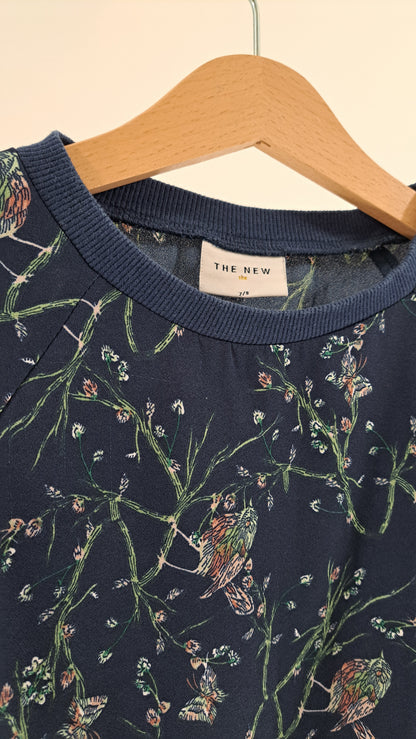 THE NEW • SWEATSHIRT • DARK BLUE BIRDS PRINT • SIZE 122