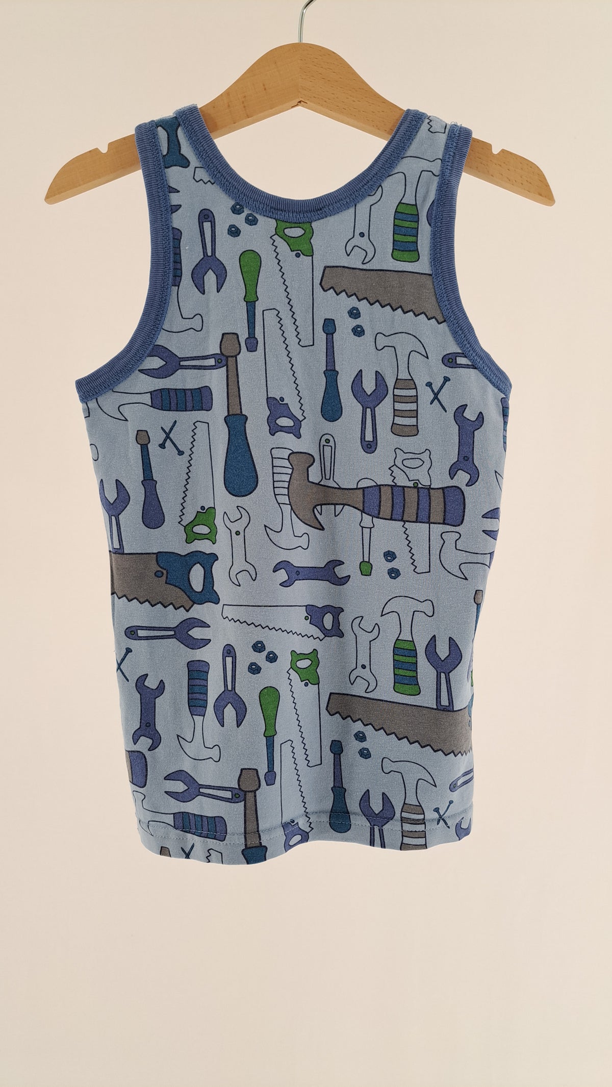 JOHA • TOP • BABY BLUE TOOL PRINT • SIZE 110