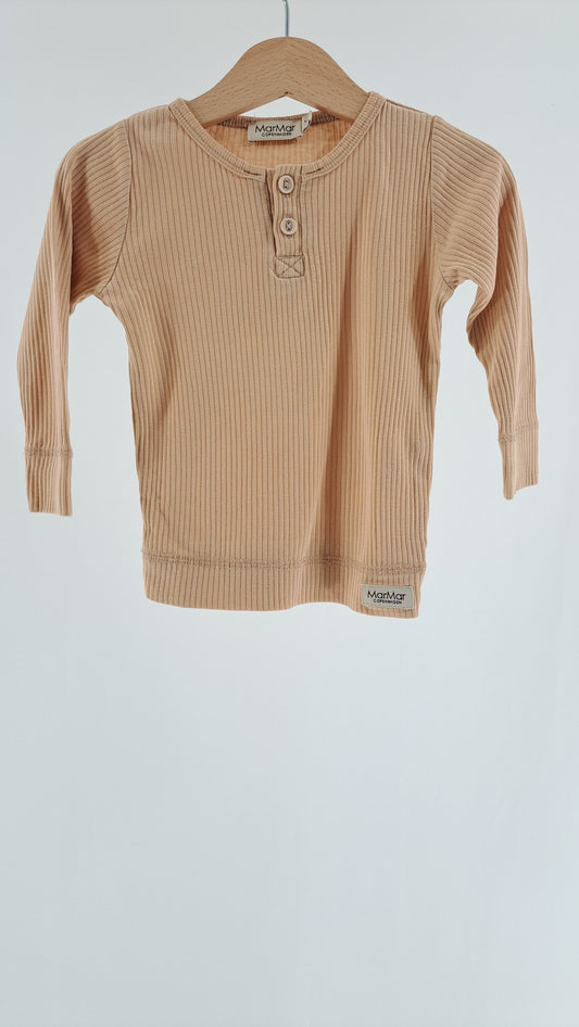 MARMAR COPENHAGEN • TRÖJA • SAND RIB HENLEY • STL. 80