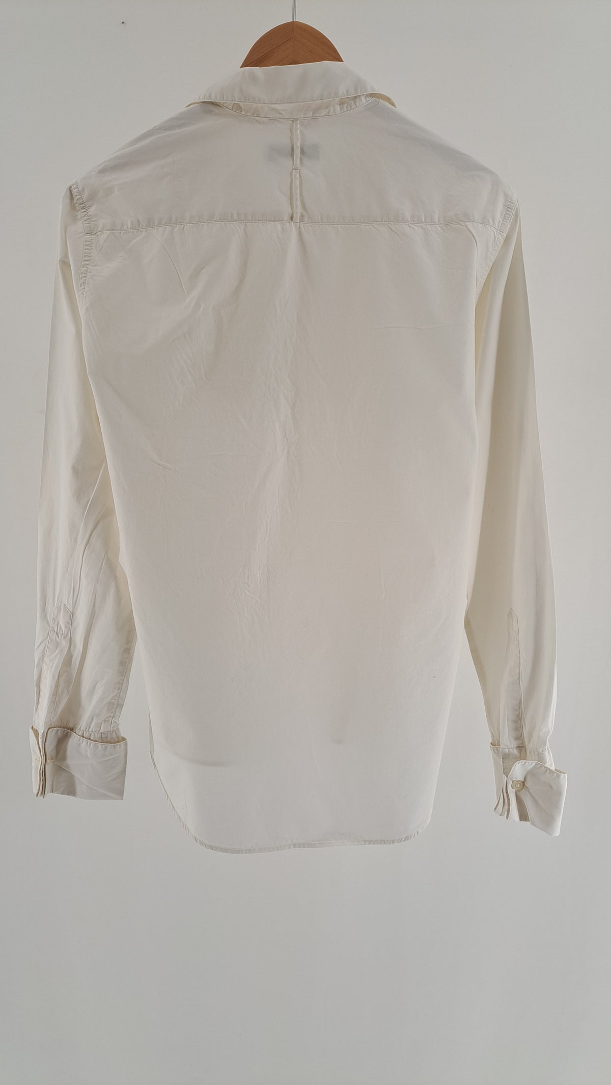 Hvid DAY Birger et Mikkelsen skjortebluse set bagfra