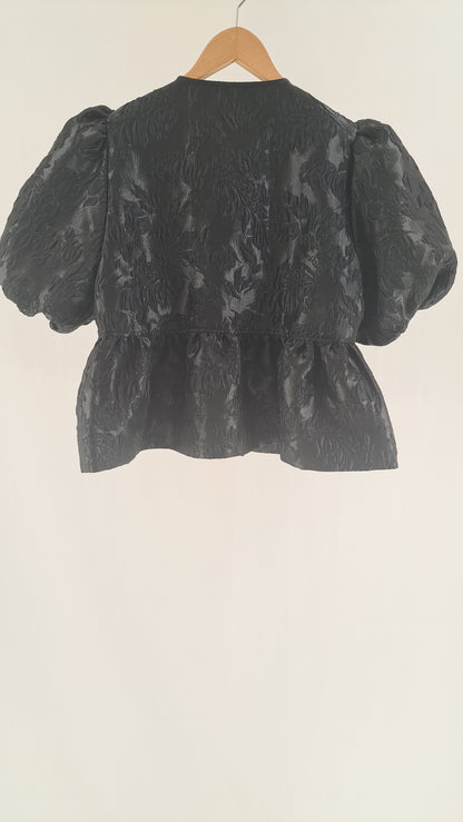 GANNI • BLOUSE • BLACK JACQUARD • SIZE M
