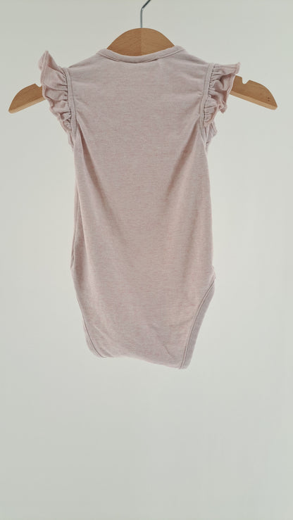 SOFT GALLERY • BODY • ROSA CHILI • STR. 68