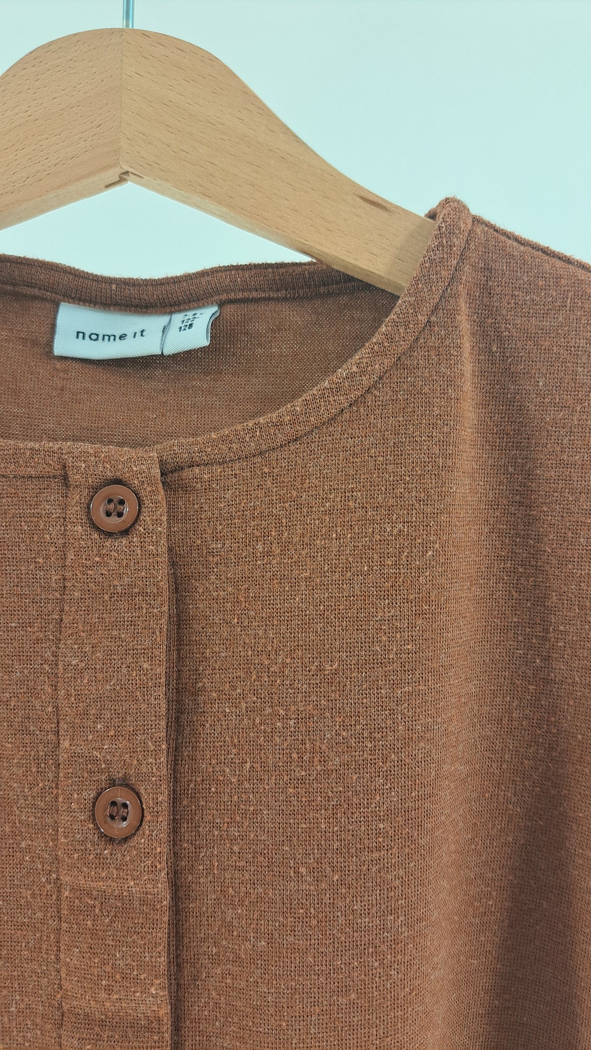 NAME IT • T-SHIRT • BRUN COGNAC • STR. 122