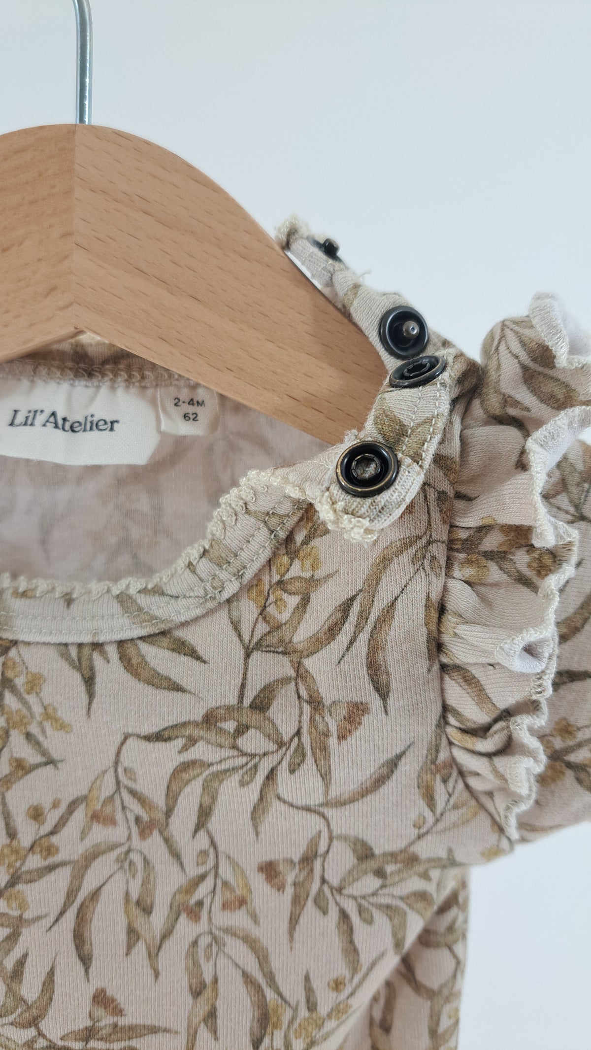 LIL' ATELIER • SET • CRÈME LEAF PRINT • SIZE 62