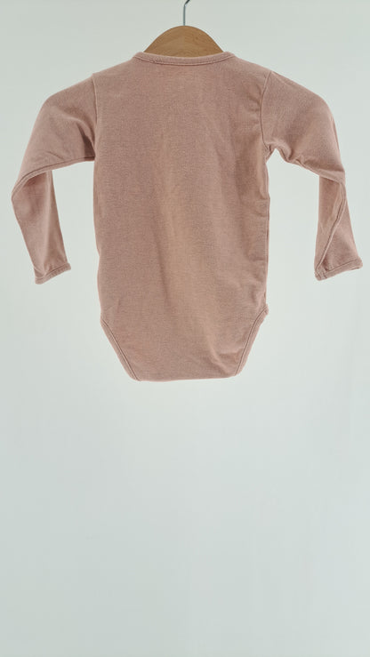 PETIT BY SOFIE SCHNOOR • BODY • PUDDER ROSA • STR. 74