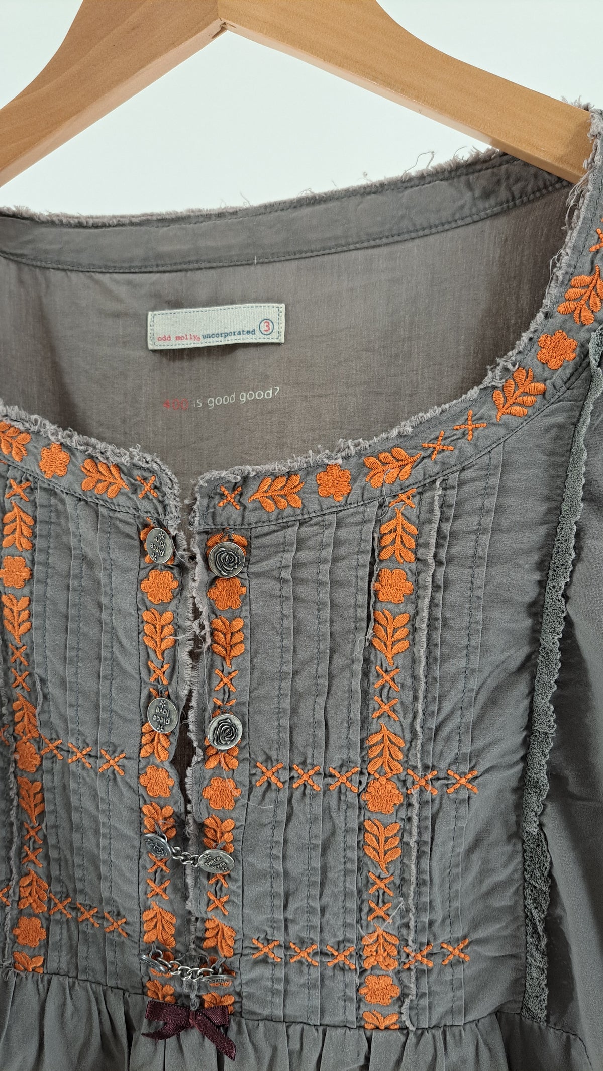 ODD MOLLY • BLOUSE • TAUPE ORANGE EMBROIDERY • SIZE L/XL