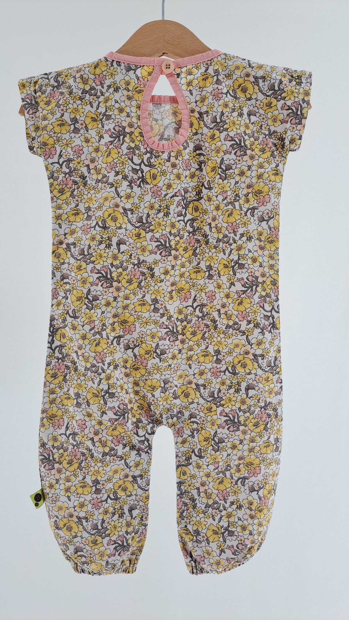 KRUTTER • ROMPER • CRÈME BLOMSTER • STR. 62