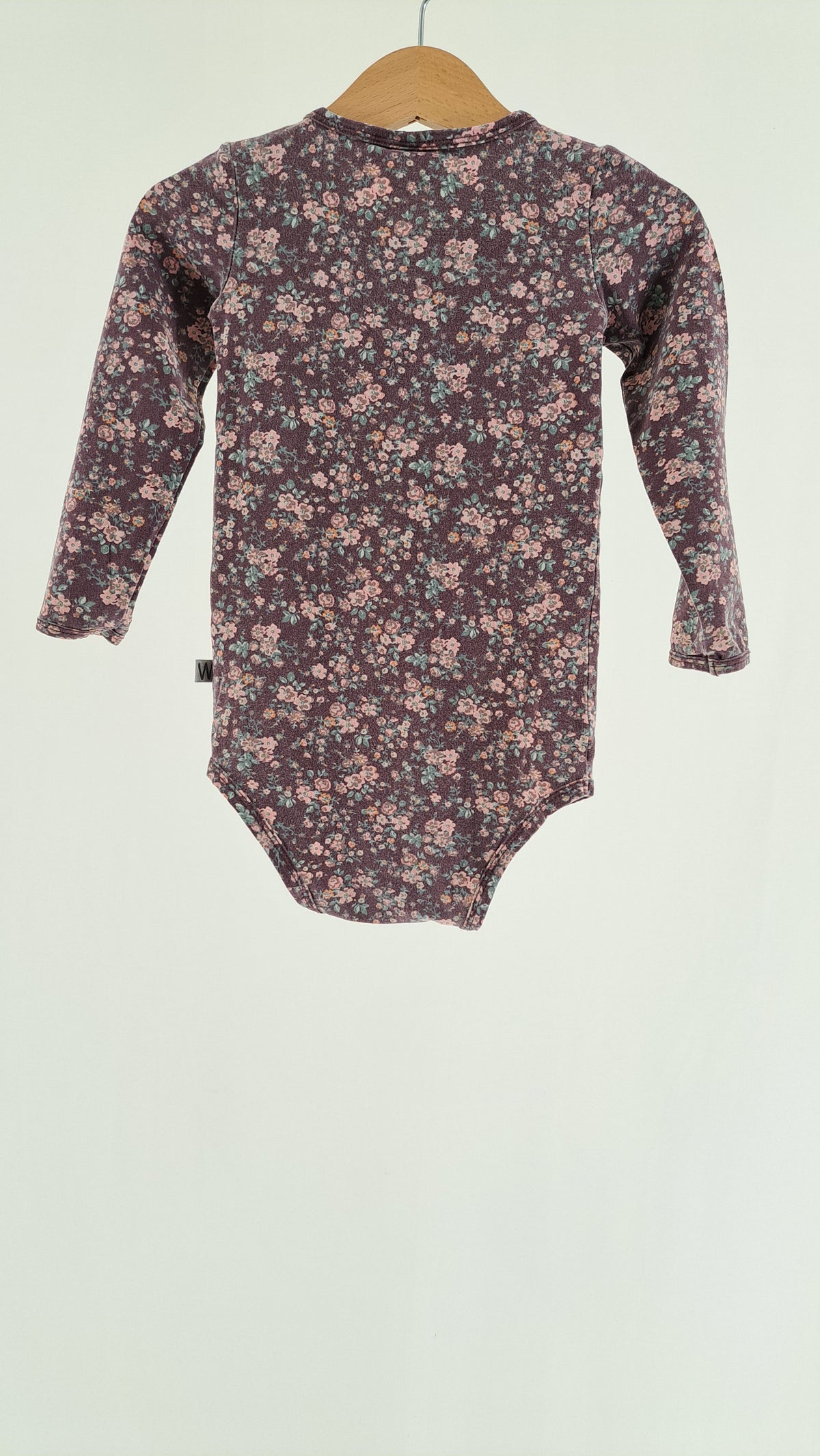 WHEAT • BODY • AUBERGINE BLOMSTERPRINT • STR. 92