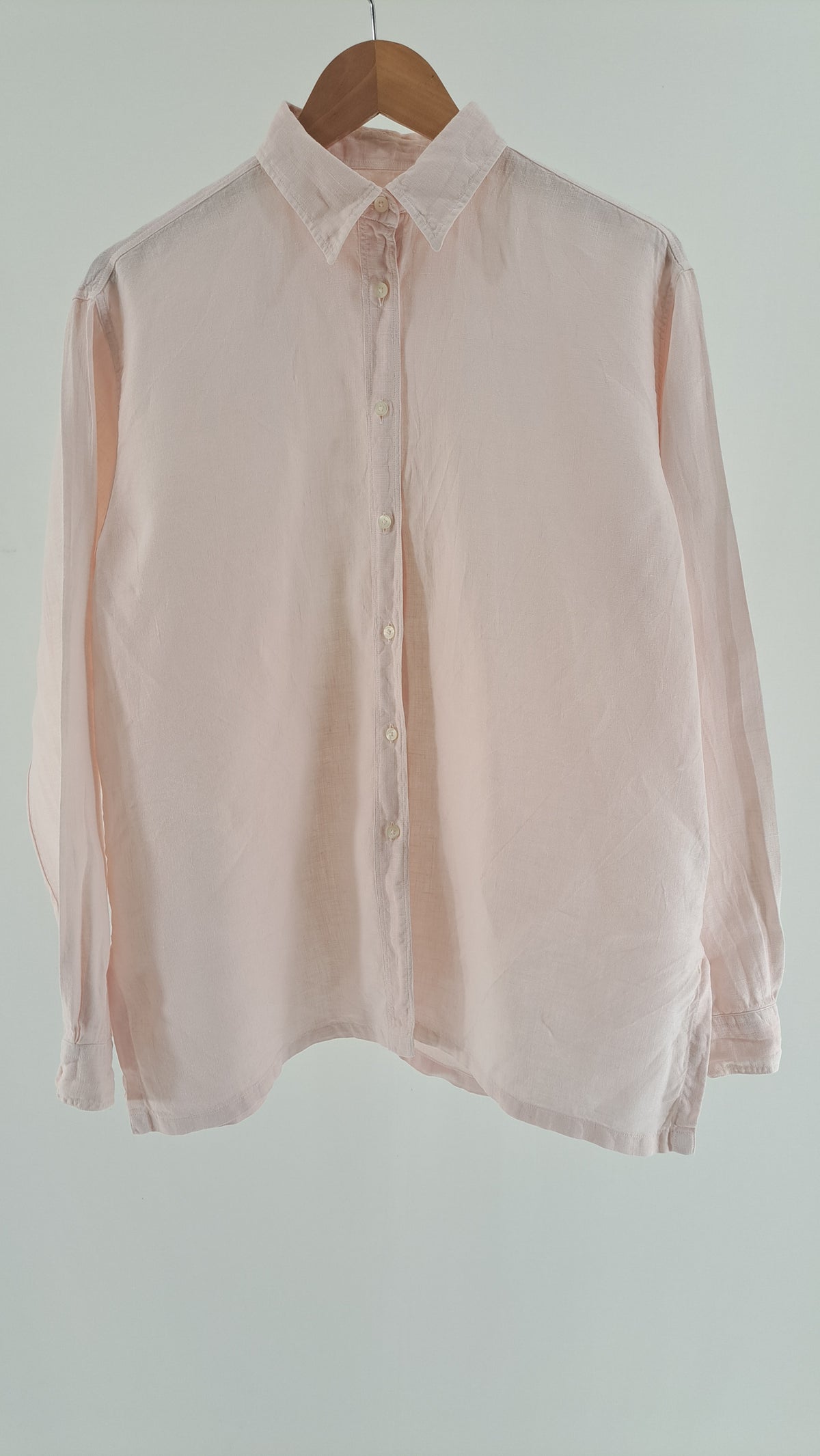 SHIRT • POWDER LINEN • SIZE L