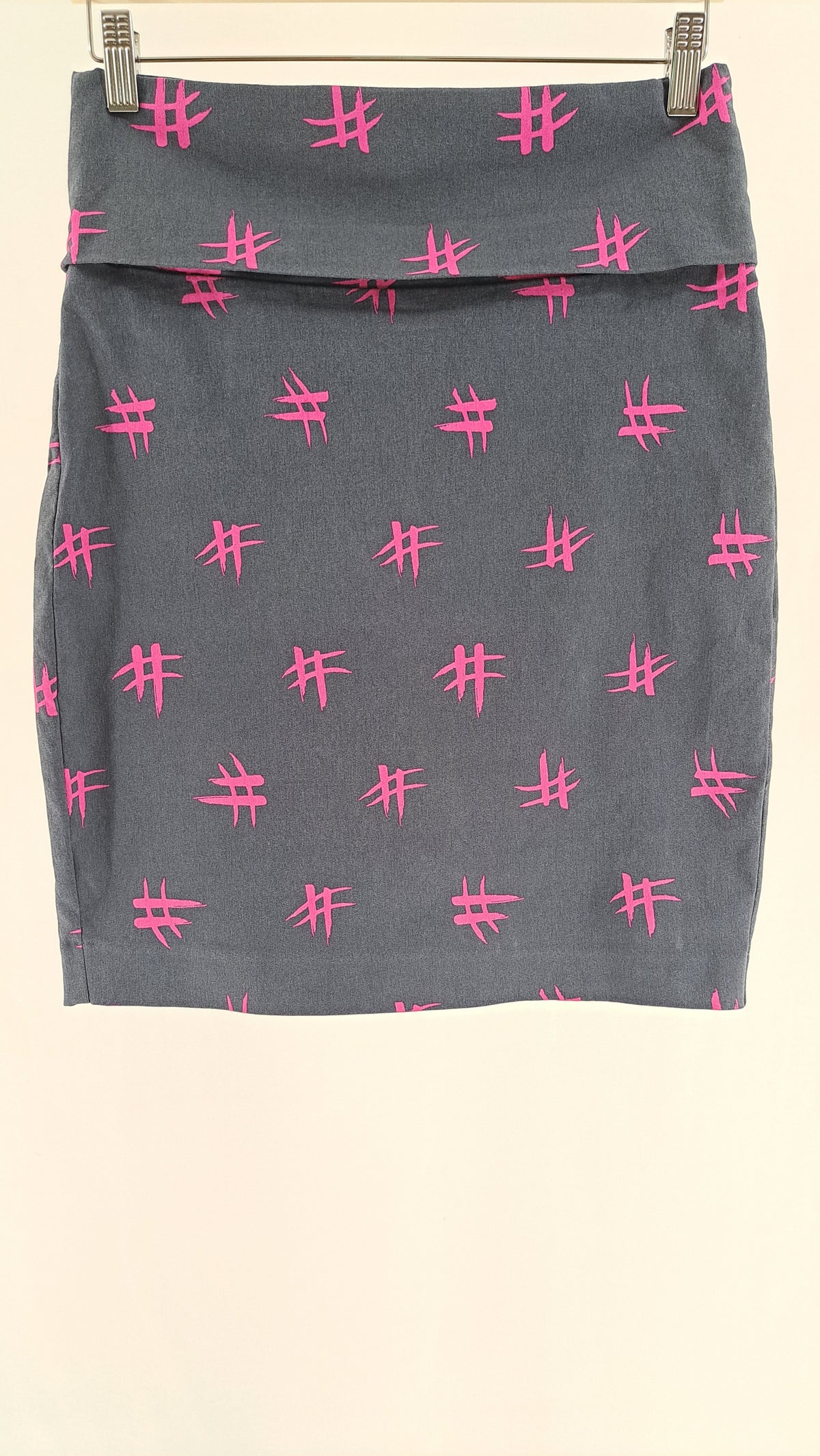 BITTE KAI RAND • NEDERDEL • GRÅ/PINK PRINT • STR. M