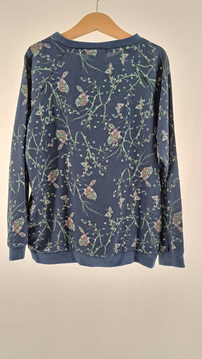 THE NEW • SWEATSHIRT • DARK BLUE BIRDS PRINT • SIZE 122