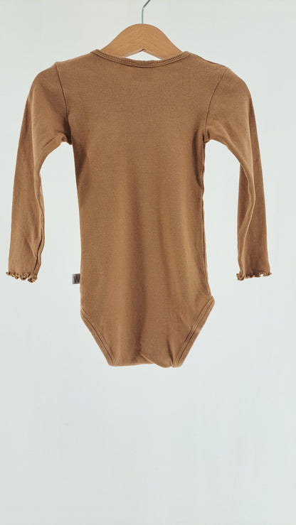 WHEAT • BODY • KARAMEL RIBSTRIK FLÆSER • STR. 92