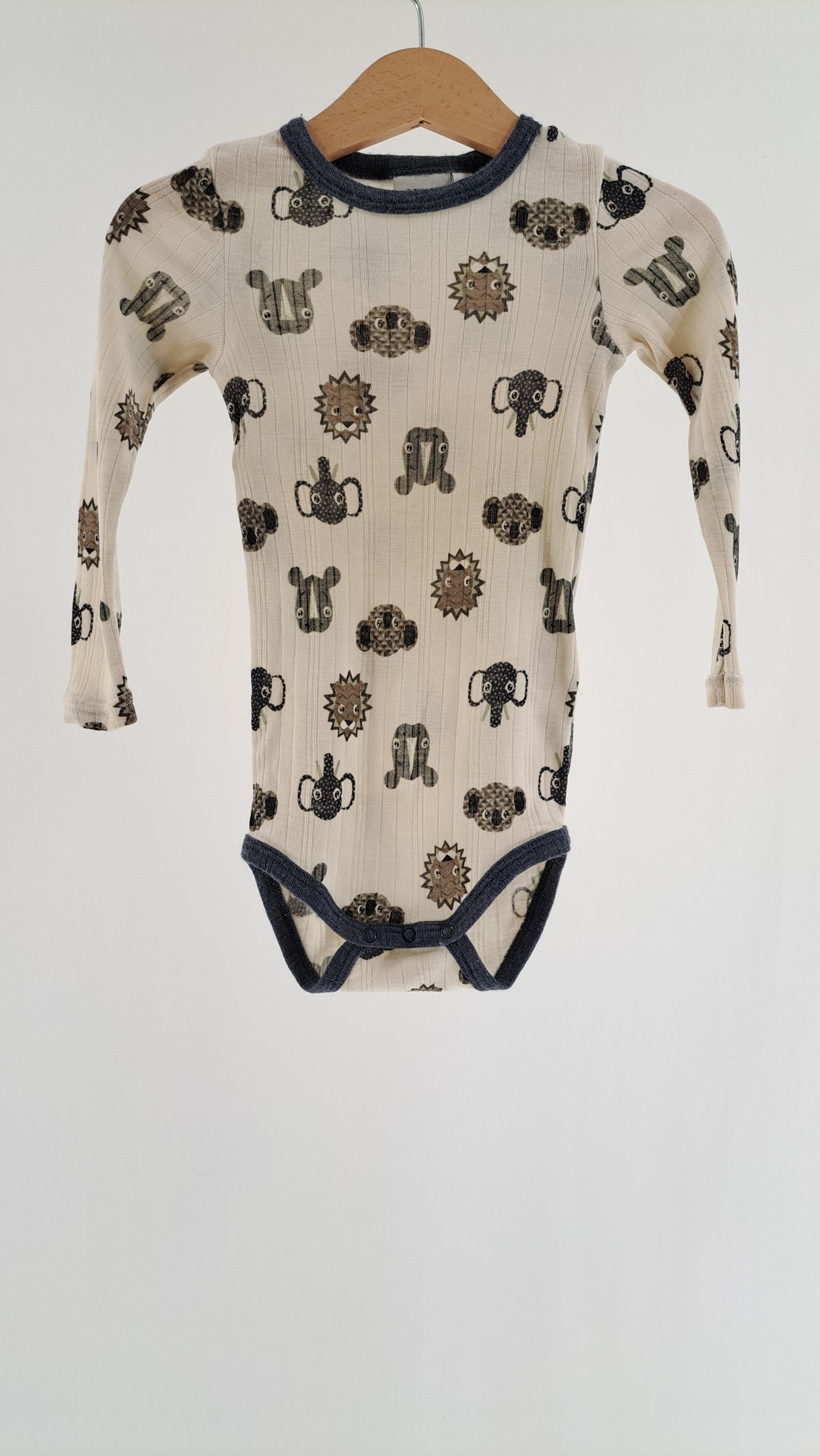 NAME IT • BODY • CREME SAFARI DYRPRINT • STR. 86