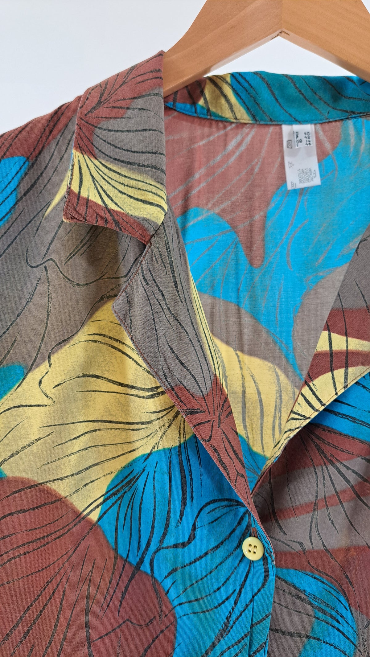 VINTAGE • SHIRT • TURQUOISE/BROWN TROPICAL LEAF PRINT • SIZE M/L