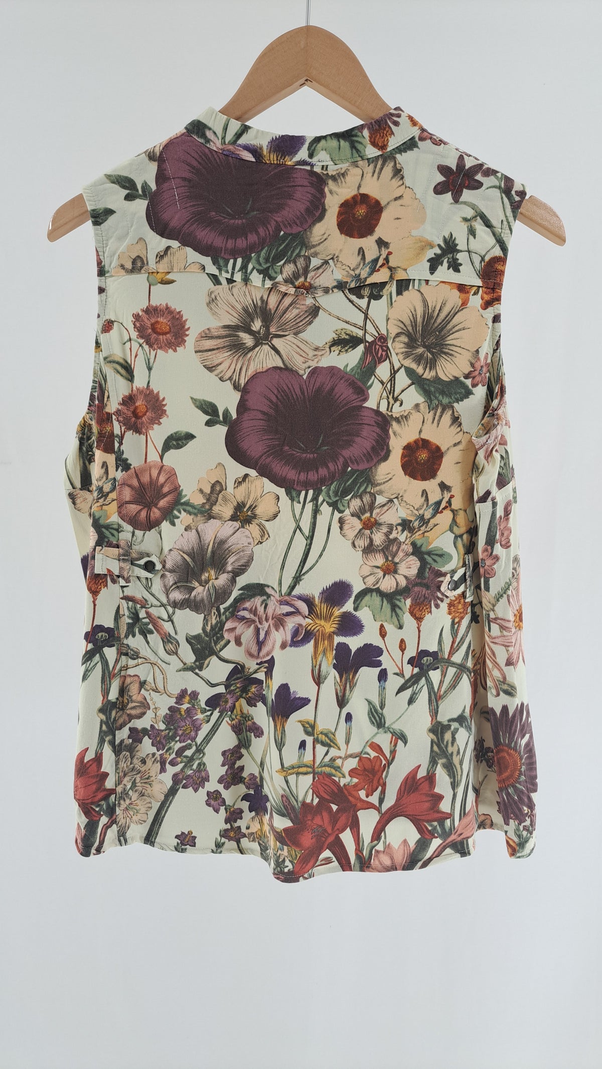 NÜ • TOP • CREME BLOMSTERPRINT • STR. S