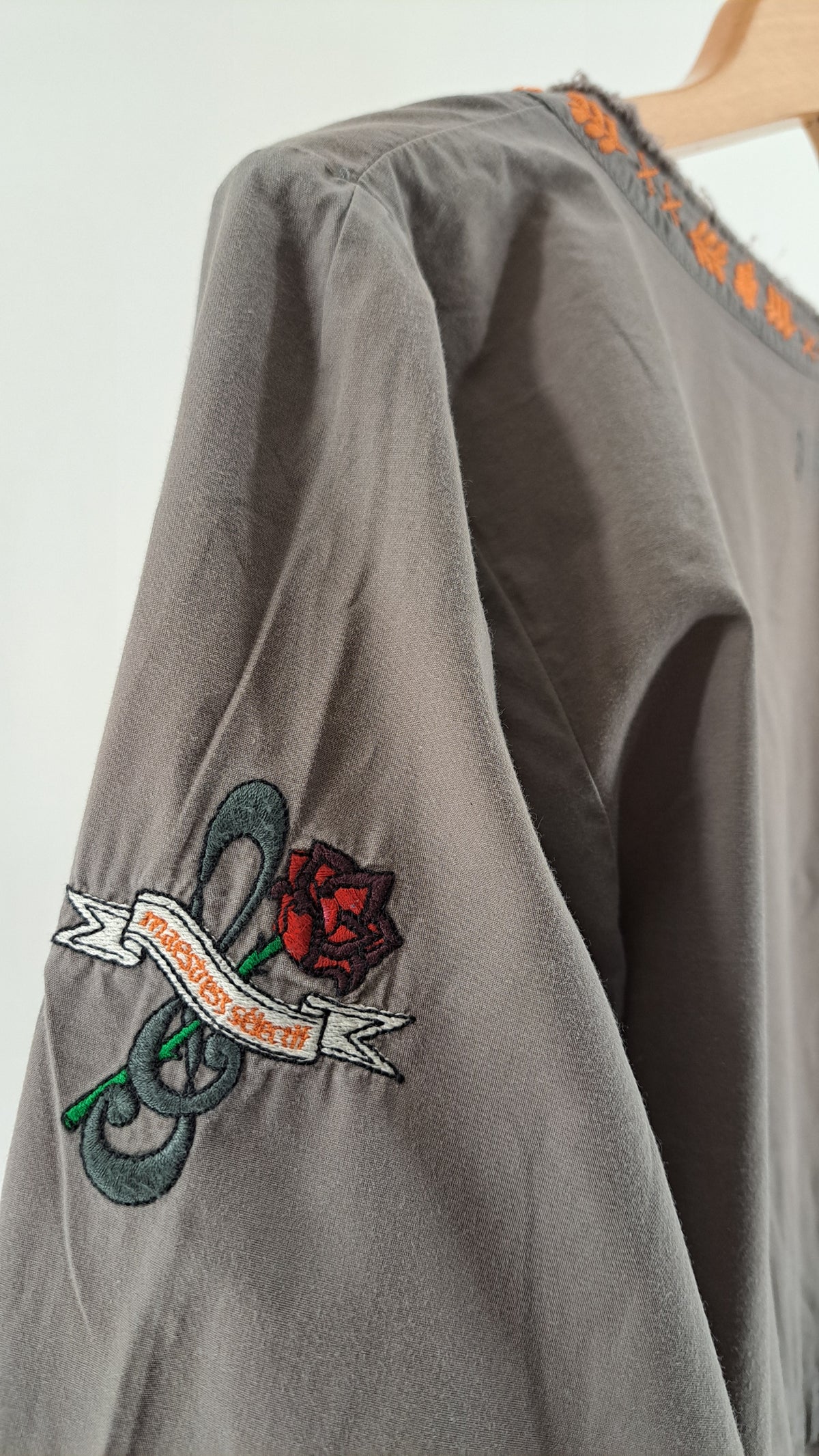 ODD MOLLY • BLOUSE • TAUPE ORANGE EMBROIDERY • SIZE L/XL