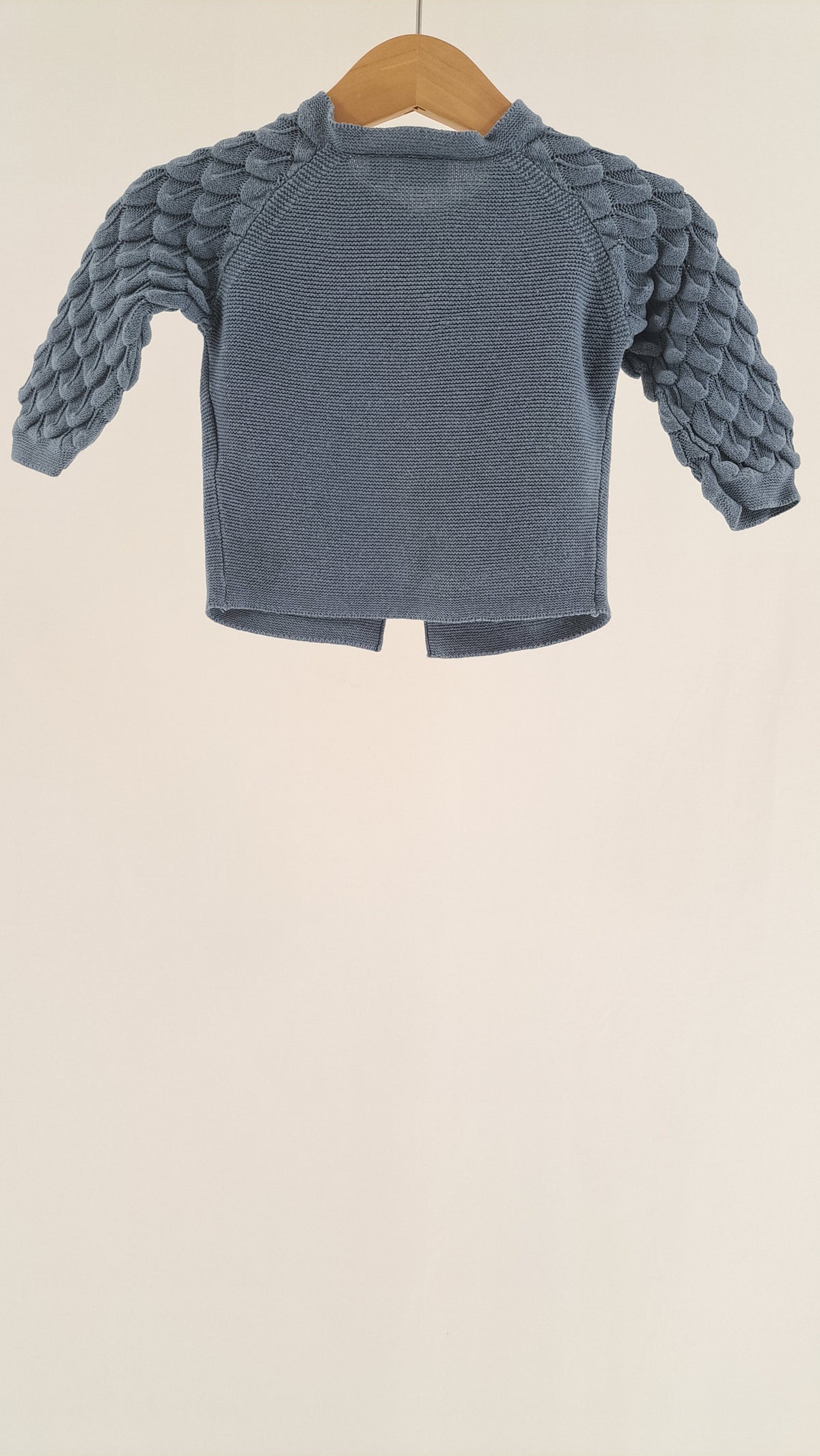 NAME IT • CARDIGAN • STØVET BLÅ • STR. 56