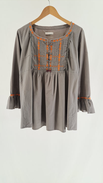 ODD MOLLY • BLOUSE • TAUPE ORANGE EMBROIDERY • SIZE L/XL