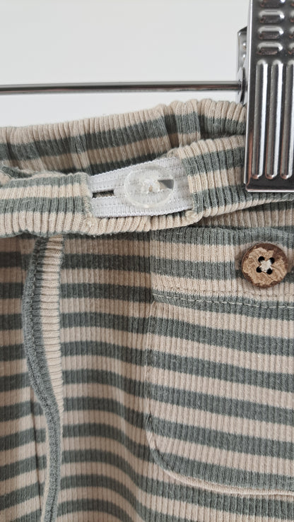 LIL' ATELIER • BUKSER • GRØN/CREME STRIBET • STR. 62