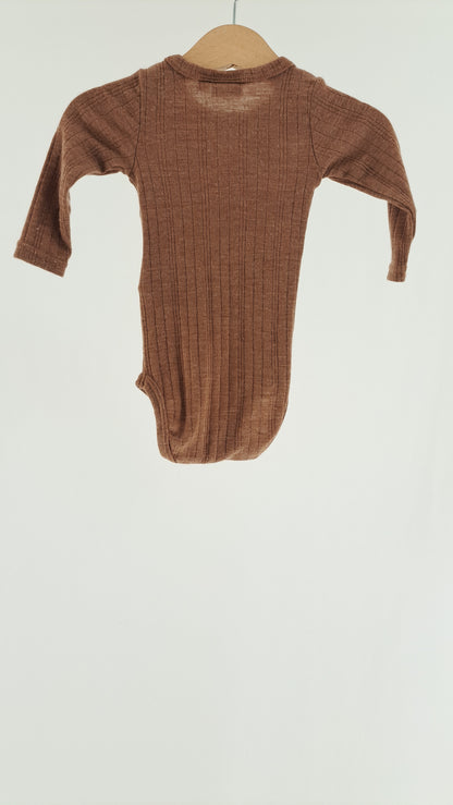NAME IT • BODY • COGNAC RIB MERINO ULD • STR. 62